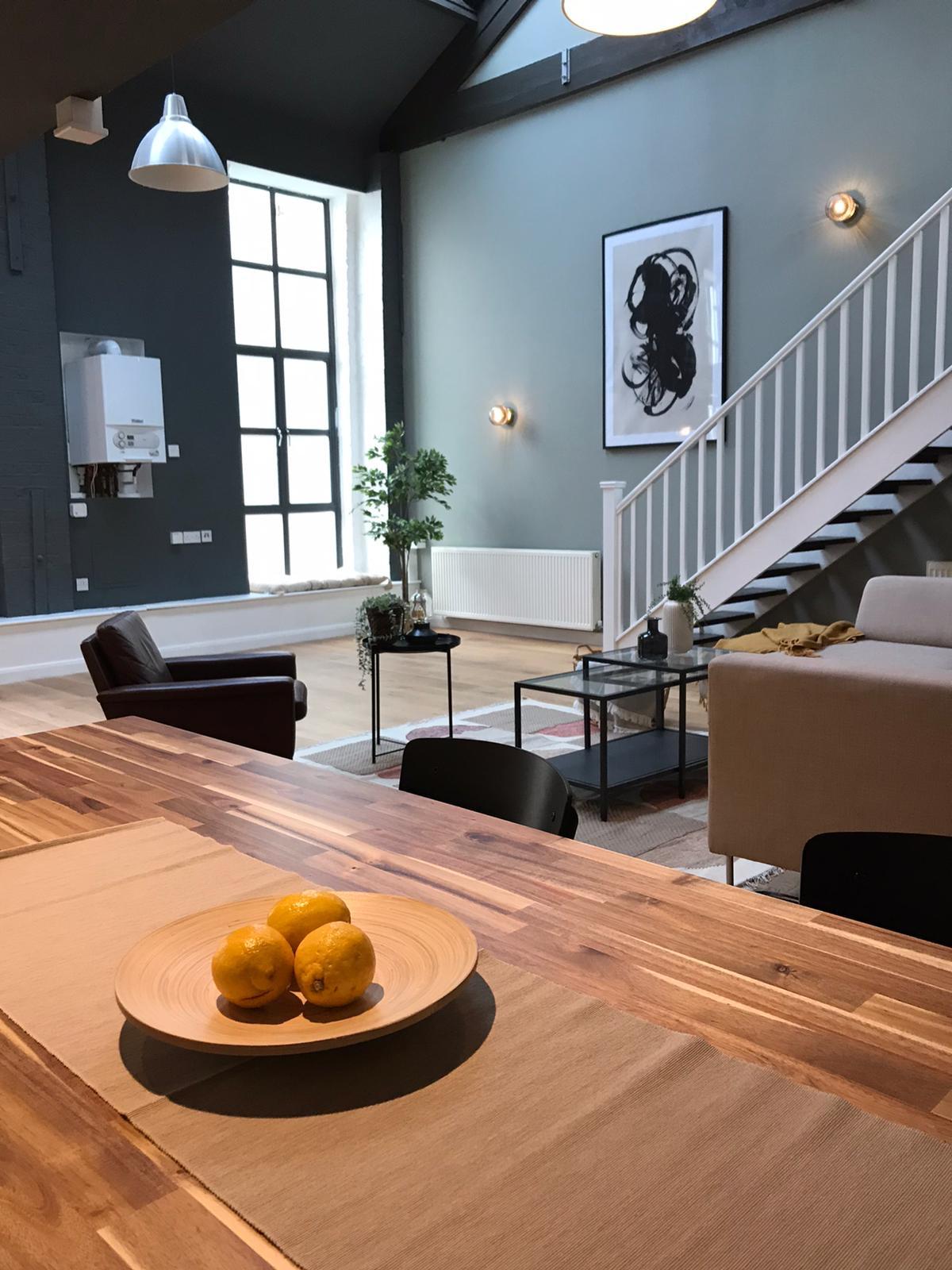 high-end decorating Manor Park, E12